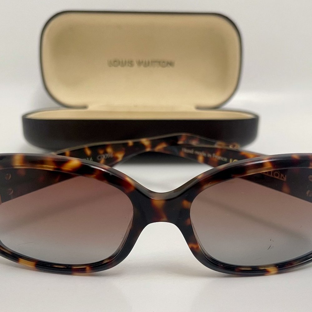 Louis Vuitton Soupcon Sunglasses Z0001W Dark Tortoise